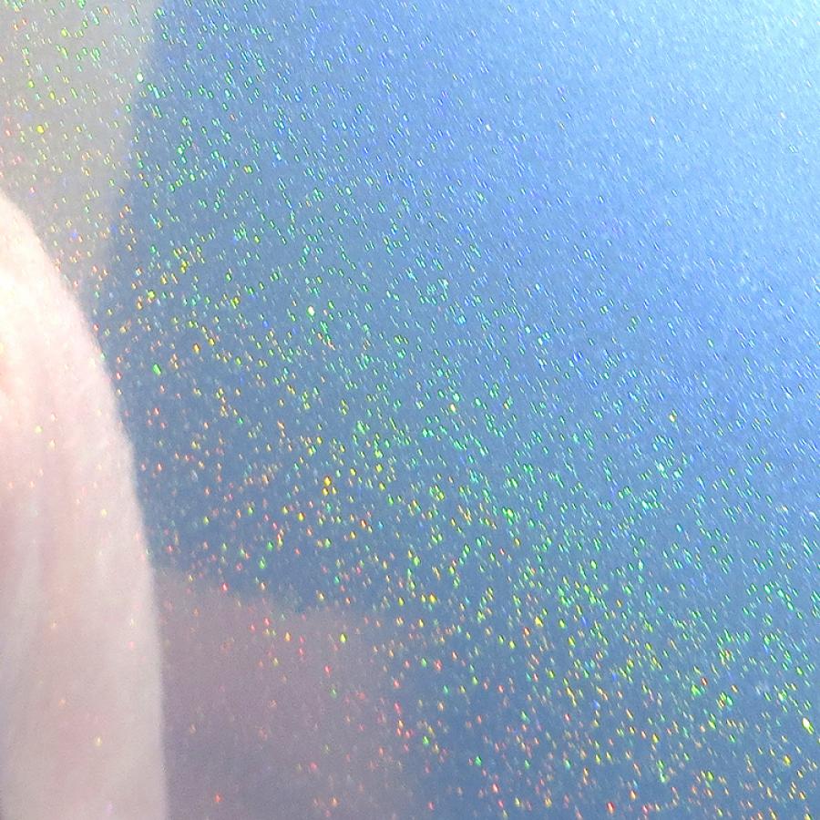 HOLOGRAPHIC CHROME